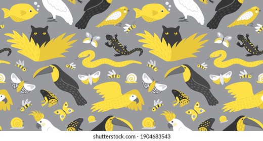 Fauna seamkess pattern gray yellow. 2021 trendy colors. Bicolor animals, birds, insects, fish. Frog, toucan, snail, salamander and parrot. Funny cat or panther . Creative modern hand drawn creatures. 