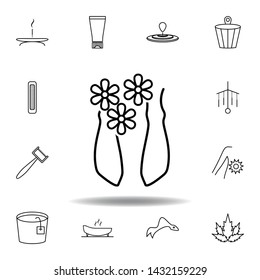 feet with flowers, spa outline icon. Detailed set of spa and relax illustrations icon. Can be used for web, logo, mobile app, UI, UX