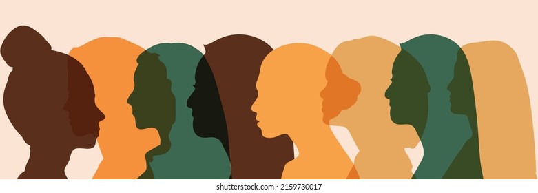 Comunidad de redes sociales femeninas de cultura diversa. Habla y comparte información. El grupo de comunicación de la diversidad multiétnica de mujeres y niñas se enfrenta a un perfil de silueta. Amistad