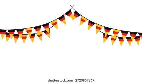 Decoración festiva con banderas triangulares en los colores negro, rojo y dorado de la bandera nacional alemana.