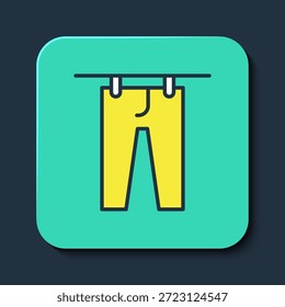 Esquema lleno Icono de ropa de secado aislado sobre fondo azul. Limpia los pantalones. Lave la ropa en una cuerda con pinzas. Cuidado y limpieza de la ropa. Botón cuadrado turquesa. Vector
