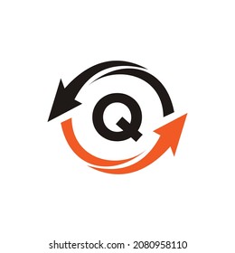 Finden Sie Logo mit Q-Brief-Konzept. Logo für Marketing und Finanzunternehmen. Q Vorlage für finanzielle Logos mit Marketingwachstumsbogen