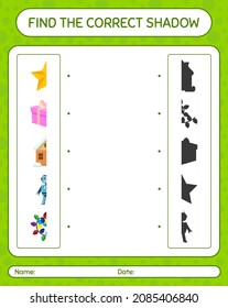 Find the correct shadows game with christmas icon. worksheet for preschool kids, kids activity sheet