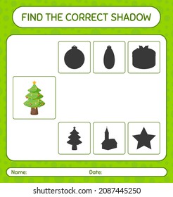 Finden Sie das richtige Schattenspiel mit Weihnachtsbaum. Arbeitsblatt für Vorschulkinder, Kinderaktivität
