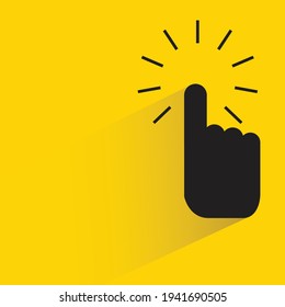 símbolo de dedo y de carga con sombra sobre fondo amarillo