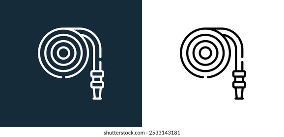 ícone de mangueira de incêndio isolado em cores brancas e pretas. mangueira de incêndio ícone vetorial linear de wayfind coleção para aplicativos móveis, web e ui.