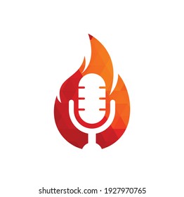 Plantilla de diseño del logotipo del podcast de fuego. Ilustración del icono vectorial del logotipo del micrófono del podcast de la llama.