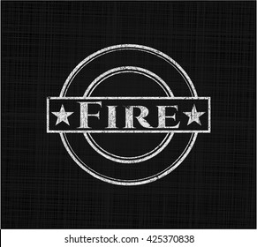 Feuer auf einer Tafel geschrieben