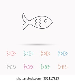 Fish icon. Seafood sign. Vegetarian food symbol. Linear icons on white background.