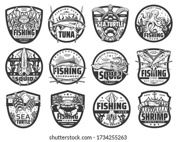 Fischerei Sport und Hobby Vektor Symbole. Abgeschiedene Fischer-Turniermarken mit Krabben und Kalmare, Meeresschildkröte und Oktopus, Marinfisch und Meeresalgen. Monochrome Profi-Fanganicons