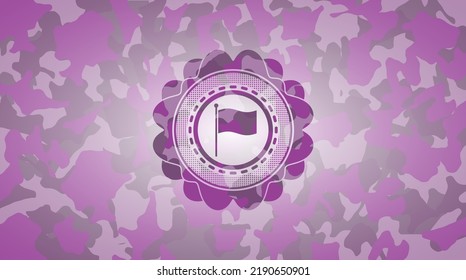icono de bandera dentro de la textura de camo rosa y púrpura. 
