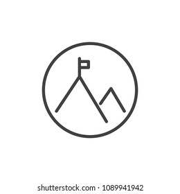 Flag on the mountain peak outline icon. linear style sign for mobile concept and web design. Goal achievement, success and winning simple line vector icon. Symbol, logo illustration. Pixel perfect 