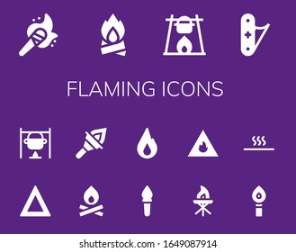 conjunto de iconos en llamas. 14 iconos llenos de llamas.  Iconos modernos sencillos, como: Antorcha, Fuego, Cuchillo, Fuego, Caliente