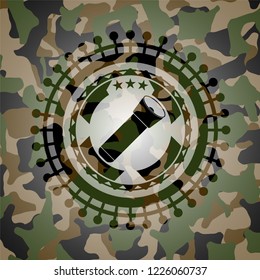 flashlight icon on camo texture