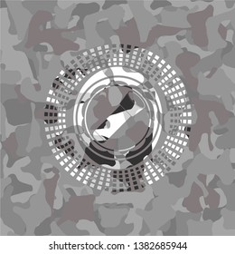 flashlight icon on grey camo pattern