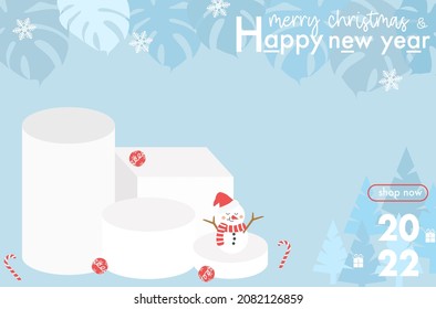 Diseño plano de la escena del podio de productos en Navidad y año nuevo, stand de productos sobre fondo azul, personaje de muñeca, botón de tienda ahora, banner web de publicidad vectorial, bandera de la web de caída de nieve vectorial