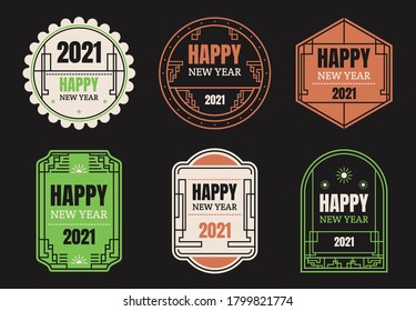 Colección de etiquetas y distintivos de 2021 de estilo plano. Conjunto de etiquetas de año nuevo, vector de pegatinas.