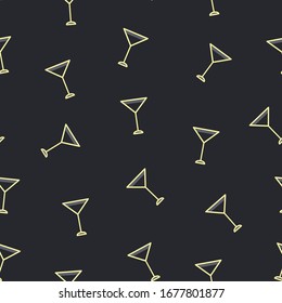Patrón plano sin fisuras con gafas martini sobre fondo oscuro. Concepto de tela y papel, texturas superficiales.