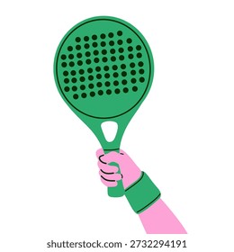 Ilustración vectorial plana de un pádel verde o raqueta de tenis sostenida por una mano con la pulsera, aislada en el fondo blanco. Diseño de estilo de dibujos animados minimalista y moderno. Adecuado para temas deportivos, pádel, actividades de fitness, conceptos de entrenamiento, promociones deportivas de raquetas, App móviles, Sitios web, carteles y contenido de redes sociales.