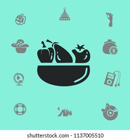 Flat vegetables of glass plate icon