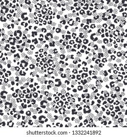 Floral and animal seamless pattern. 