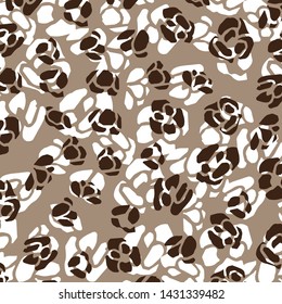 Floral bouquet vector pattern with small flowers and leaves