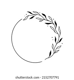 Marco de círculo floral, elegante borde redondeado de corona. Estilo de esbozo de doodle dibujado a mano. Marco de dibujo floral, elemento de diseño floreciente para la boda, tarjeta de saludo. Ilustración vectorial.