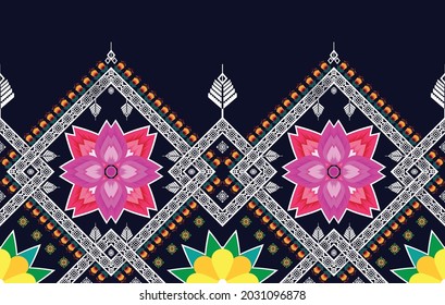 Indisches Gewohnheitsmuster mit Blumen. Azteken Stoffteppich Mandala Ornament boho chevron Textil-Dekoration Tapete. Stammtisch-Truthühner, nativer orientalischer traditioneller Stickereihintergrund 