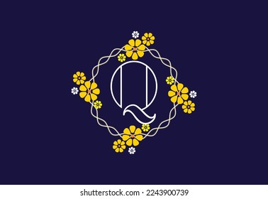 Letra floral monograma Q. Alfabeto inicial con elementos botánicos. Diseño vectorial del alfabeto floral
