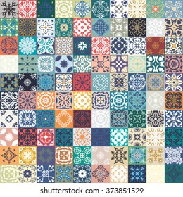 Diseño de baldosas con patchwork floral. Baldosas cuadradas marroquíes de colores mediterráneos, adornos de mosaicos. fondo mosaico de mosaico de mosaico, texturas superficiales. Tejido blanco índigo. Mosaico de tejas sin foco, vector.