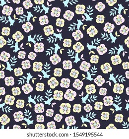 
Floral pattern in pastel colors.