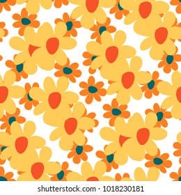 Floral Seamless Pattern. Cute Combination of Big and Small Flowers in Rustic Style. Simple Natural Texture for Calico, Chintz, Textile. Delicate Print for Dress or Linen.