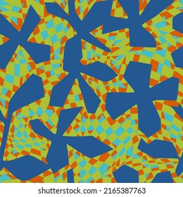 Patrón floral sin fisuras. Grandes pétalos formando brotes de flores en forma de collage sobre fondo geométrico abstracto. Siluetas de flores en textura polígonal a cuadros por toda la impresión.