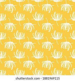 Patrón floral sin foco con siluetas blancas de Ylang Ylang o Flores de Cananga sobre fondo amarillo. Impresión para embalaje de productos relacionados con Perfumero, cosméticos, productos de baño, aceites de spa de Aromaterapía