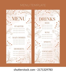 Plantilla del menú de bodas florales en forma de doodle, diseño de tarjetas de invitación flores beige y blanco, hojas y bayas. Patrón de marco decorativo y corona. Decoración vectorial elegante sobre fondo blanco.