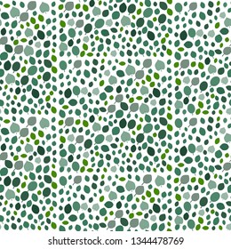 Flowers seamless pattern on isolated background.