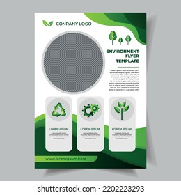 Vector de plantilla de diseño de volantes. Afiche de la revista comercial Brochure. Portada de carátula mínima presentación de portafolio y forma verde abstracta y ciudad en diseño A4.