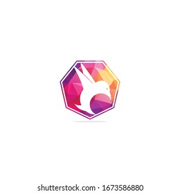 Flying bird logo. modern bird logo design concept.