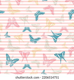 Flying flat butterfly silhouettes over striped background vector seamless pattern. Cartoon fabric print design. Lines and butterfly winged insect silhouettes seamless pattern.