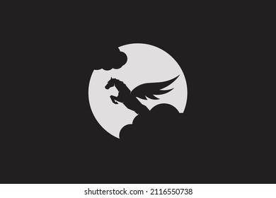 Caballo volador con fondo lunar