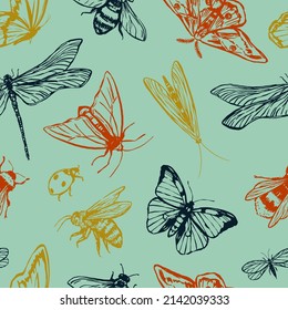 Flying insects vector seamless pattern. Illustration of beetles, butterflies, dragonflies, moths, ladybugs, bees. Retro style ornament for design background, decor, wallpaper.