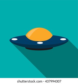 Flying saucer icon, flat style