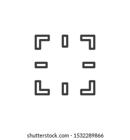 Focus Target line icon. linear style sign for mobile concept and web design. Square target outline vector icon. Symbol, logo illustration. Vector graphics