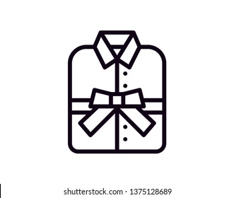 Folded shirt thin line icon. Modern vector Illustration of men's wear. - Vector 
