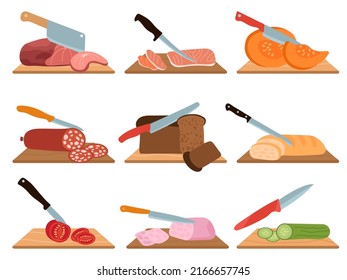 Proceso de corte de alimentos. Carne y jamón crudos, verduras cortadas con cuchillo en tablero de madera. Cocina de la cena, preparación de ingredientes aislados, cocina decente vectorial set