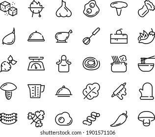 Juego de iconos de línea de comida - pieza de torta de cereza, cúpula de plato, pimiento caliente, funelige, pasta en la sartén, salchichas, tortilla, azúcar refinado, pierna de pollo, barbacoa, alfiler, whisky, guante de cocina, delta de cocina