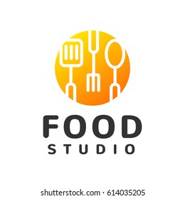 Food studio vector logo. Kitchen tools. Food icon. Cooking logo. Restaurant vector logo template. Cafe logo.