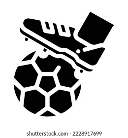 Football line icon. Game, football, player. Sport concept. Vector illustration can be used for topics like sport, outdoor activities, healthy lifestyle