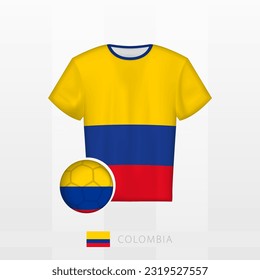 Uniforme de fútbol de la selección nacional de Colombia con fútbol con bandera de Colombia. Jersey de fútbol y fútbol con bandera. Plantilla de vectores.