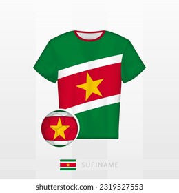 Uniforme de fútbol de la selección nacional de Surinam con fútbol con bandera de Surinam. Jersey de fútbol y fútbol con bandera. Plantilla de vectores.